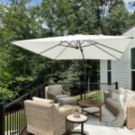 Square Cantilever Patio Umbrella, 360-Degree Rotating Offset Umbrella with Aluminum Frame - Apple Green / 10' X 10' / Standard